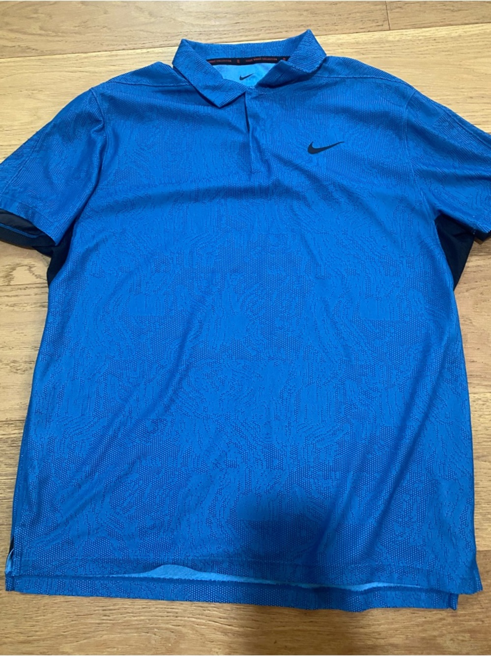 Nike Tiger Woods Collection Men's Bright Blue & black textured Golf Polo L EUC